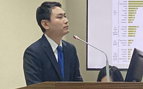 砲口對吳釗燮？ 陳冠廷：外交部別爆衝、像中國用強烈語言