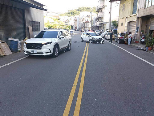 竹東男駕車追撞致2傷 棄車逃逸遭送辦