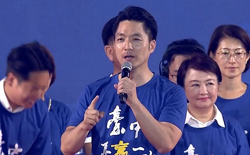 國民黨台中反罷晚會86歲翁昏厥不治  楊瓊瓔不捨