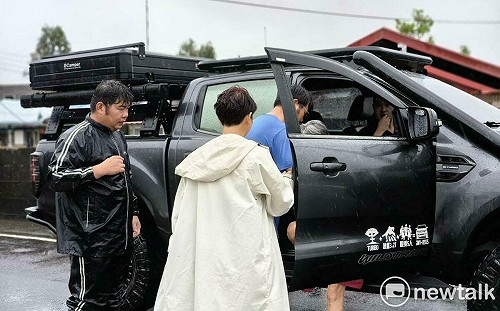 後壁菁寮豪雨淹水災民受困  陳亭妃勘災率皮卡車隊協助災民