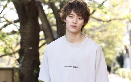 上村謙信涉性騷！辯稱「請對方陪他去廁所」？ 網不買單：失望透頂