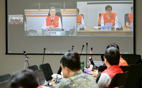陳其視訊中央災害應變中心  即時提出高雄七項協助需求