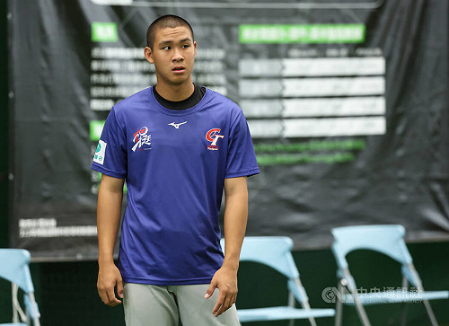 U18培訓鄭品紳調動作飆150　張育豪感性鼓勵拚旅外