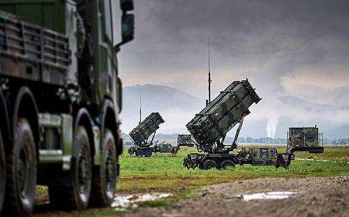 「今天要嘛協議、要嘛沒有!」 美烏白宮會談 烏購千億美元武器求保障 