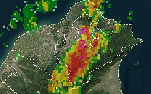 南部下完換北部！台北士林10分鐘35毫米雨量誇張   網：中南部體驗卡已發放