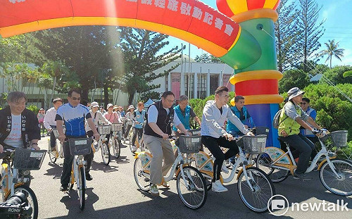 民主扎根從小做起!立法院「日騎阿罩霧、夜宿博物館」邀親子「玩」民主