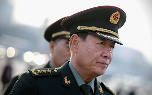 解放軍建軍晚會少7上將! 劉少奇之子現身主桌 引發政局變動聯想