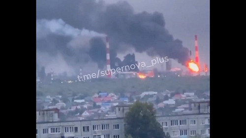 (影) 毀俄戰爭機器 烏無人機再出擊! 塞茲蘭煉油廠爆炸、航空儀器工廠停擺