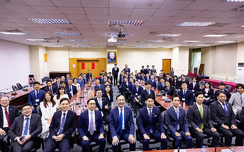 日自民黨訪團拜會國民黨 朱立倫：對日關係為重中之重