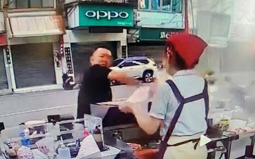 醉男砸店警方處置態度引眾怒！派出所Google遭灌爆 竹市警局道歉