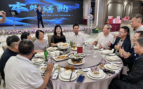 率會員迎戰美國高關稅逆境  顏鳳冠再掌高雄百貨公會