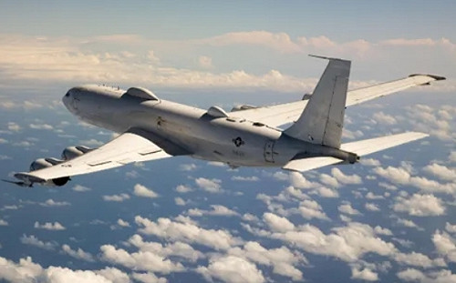 它可與核潛艇溝通! 美「這軍機」遭爆料在格陵蘭島「異常」飛行