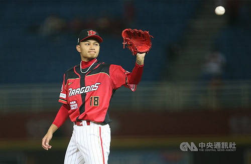 徐若熙腿被蟲咬引蜂窩性組織炎　估9月才能回輪值