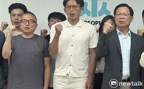 核三公投沒過喊修法  黃國昌證實：已和羅智強討論　盼推「公投綁大選」