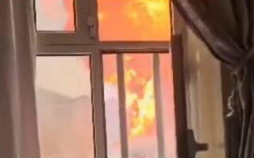 （影）以空襲葉門首都! 市區驚見巨大火球 胡塞軍事設施爆炸 釀4死67傷