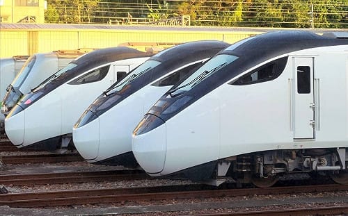 因應巴威颱風逼近！台鐵今啟動花東緊急疏運 全天開放東部EMU3000站票