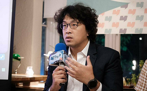 年底恐再現「利劍」？殲-15鎖定日本戰機 沈伯洋：中共正在把戰線拉大 