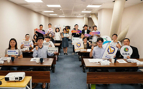 創業陪跑尋資金 高市青年局鏈結投資能量助構想落地 