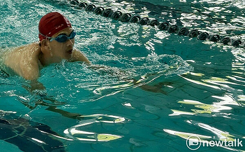 扶輪盃身心障礙者游泳比賽登場  選手克服困難爭取佳績令人感動