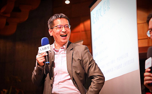 提油救火！優格品牌稱創辦人「神智不清」再失言 醫師批：災難性公關示範