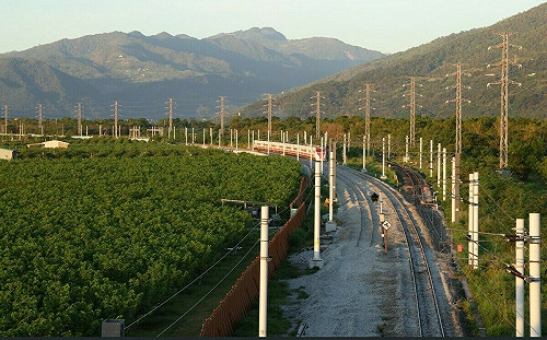台鐵雙溪橋改建工程完工!11/1晚間「切換軌道」預計影響3列車