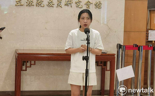 王義川控被爆料闖紅燈是「政治醜聞」 徐巧芯：看了滿頭霧水