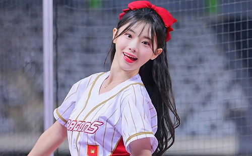 韓籍啦啦隊女神金娜妍「遇酒駕追撞」！最新傷勢曝光