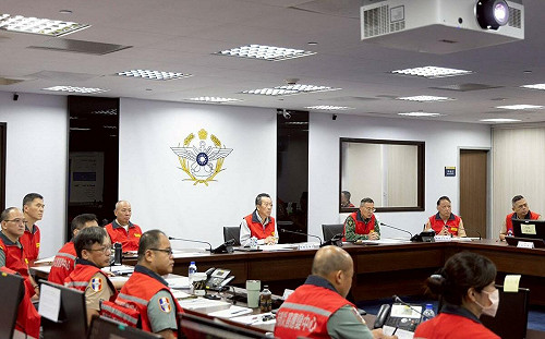 國軍全力搶修馬太鞍堰塞湖  顧立雄：中秋前讓災民恢復正常生活