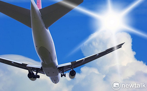 搭飛機吸電子菸代價曝光！「干擾飛航」判罰3萬元