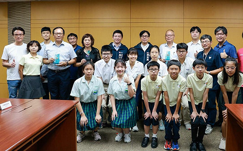 高市勇奪全國科展縣市團體獎冠軍   陳其邁肯定科學教育深耕成果