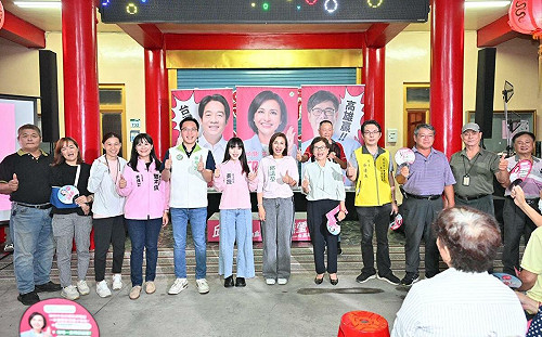 三天兩場戰鳳山場場爆滿! 邱議瑩南高雄展現驚人爆發力