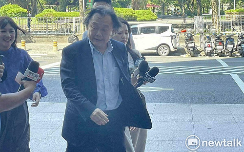 黃國昌遭爆養狗仔跟監柯文哲 王世堅批:連尊師重道都不懂