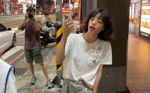 「葉元之貴人」現身花蓮災區! 被發現身穿民進黨背心 他評論「這兩字」.....