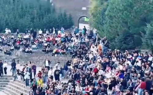 遊客到處受困! 「十一長假」人潮塞爆 「這些景區」人數管制還被要求「退票」