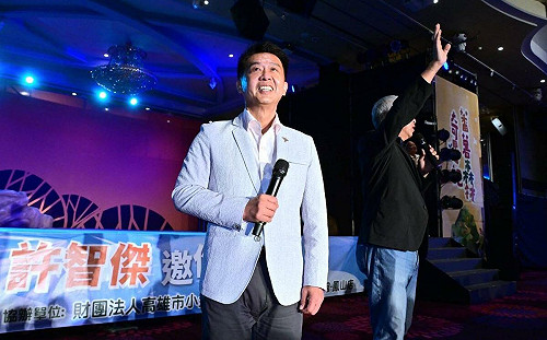 中秋鳳山推精彩大戲    許智傑邀紙風車演出吸3千人  