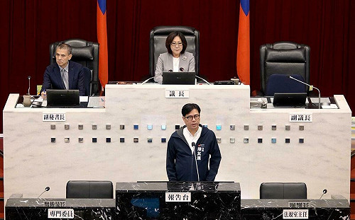 陳其邁施政報告與質詢  三黨團聚焦關切土石濫採濫倒爭議