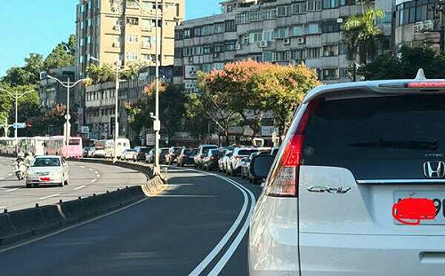 中秋連假後首上班日！公館圓環路況紓解？網PO真實路況打臉