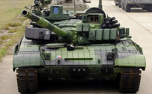 比利時F-16將給烏!還有希臘25幻象戰機 捷克30輛坦克、德國3.3萬枚飛彈