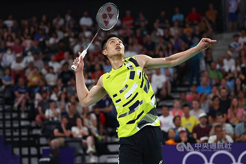 周天成3局苦戰擊敗前球王　北極羽球公開賽2連霸