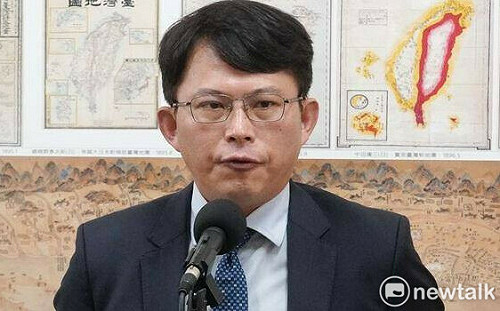 被張景森嗆是「狗仔頭」 黃國昌：為了柯文哲 先讓你三拳