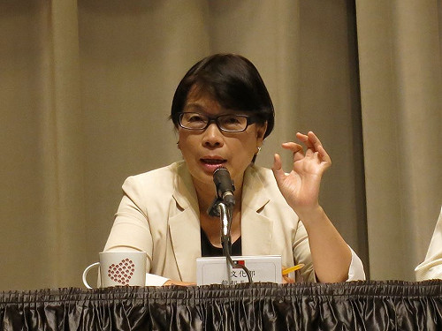 談博物館法扯褒揚令 龍應台：以犧牲提醒發展