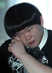再也看不到惠妮  小胖心碎了