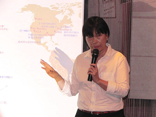 前進大馬書市 龍應台：華文世界都是一國