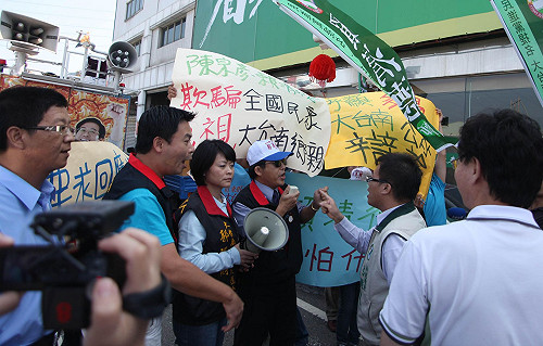 郭營到對手總部下戰帖  賴清德：選舉花招
