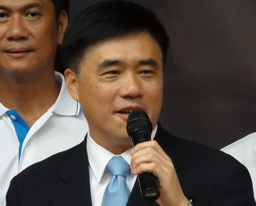 郝龍斌發表競選廣告 感念孫大偉