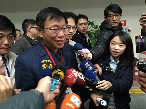 柯P視察市警局  黃昇勇：氣氛良好