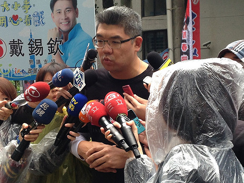 「別讓勝文不開心」？連勝文：我媽沒講