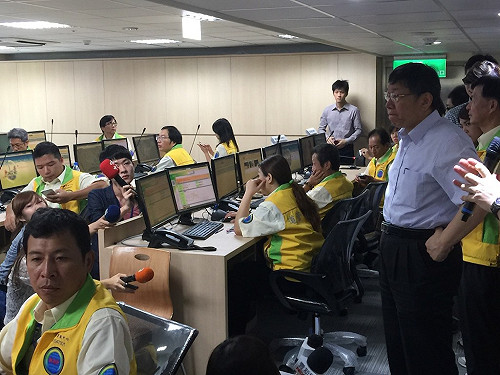 嗎啡止不住燒燙傷痛  柯P：拉高劑量沒問題