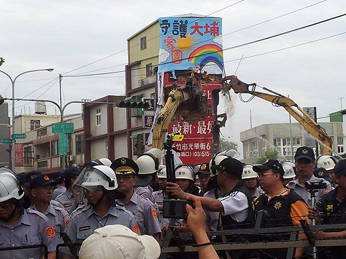 「手心手背都是肉」  縣府要大埔4戶體諒