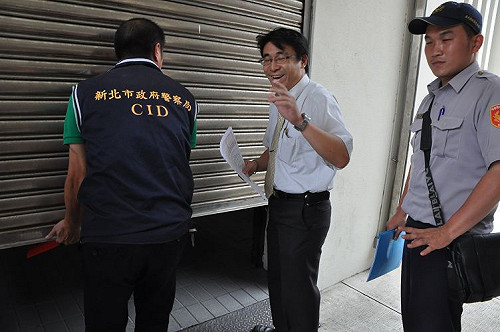 新北殯儀館竟任民間控制出入口挨轟